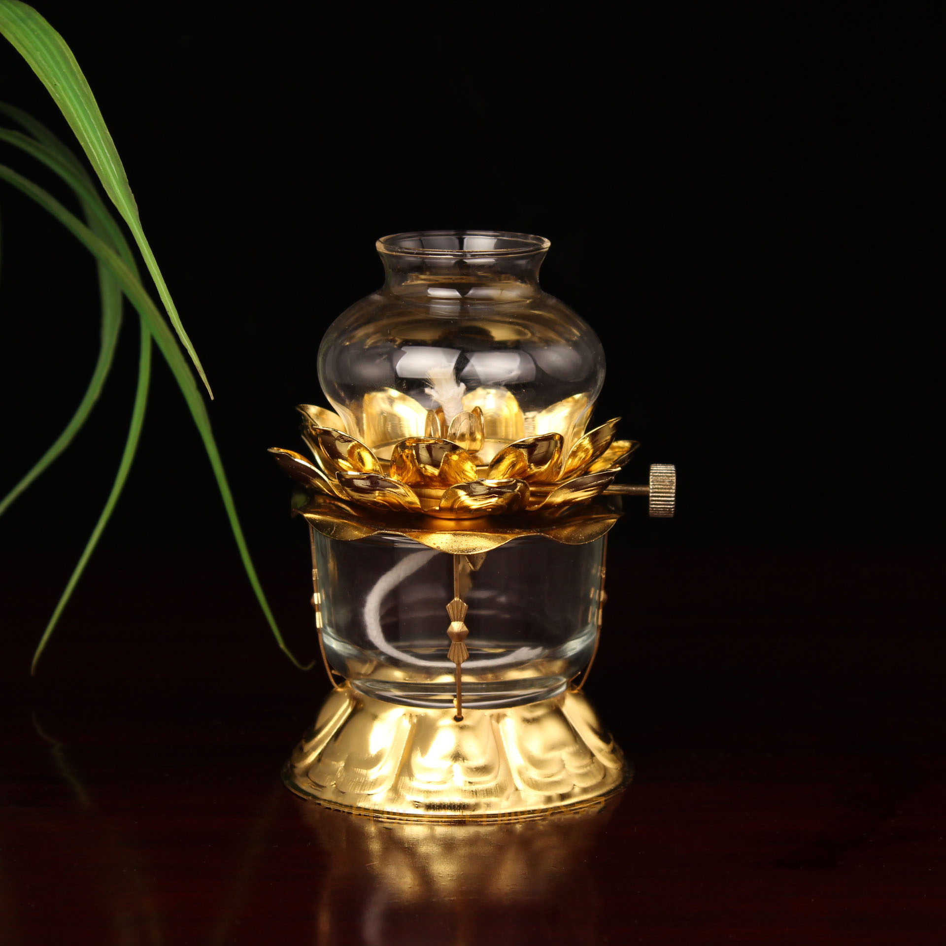 Lampada a Olio Dorata per Budd - Candle Zero recensione e prezzo